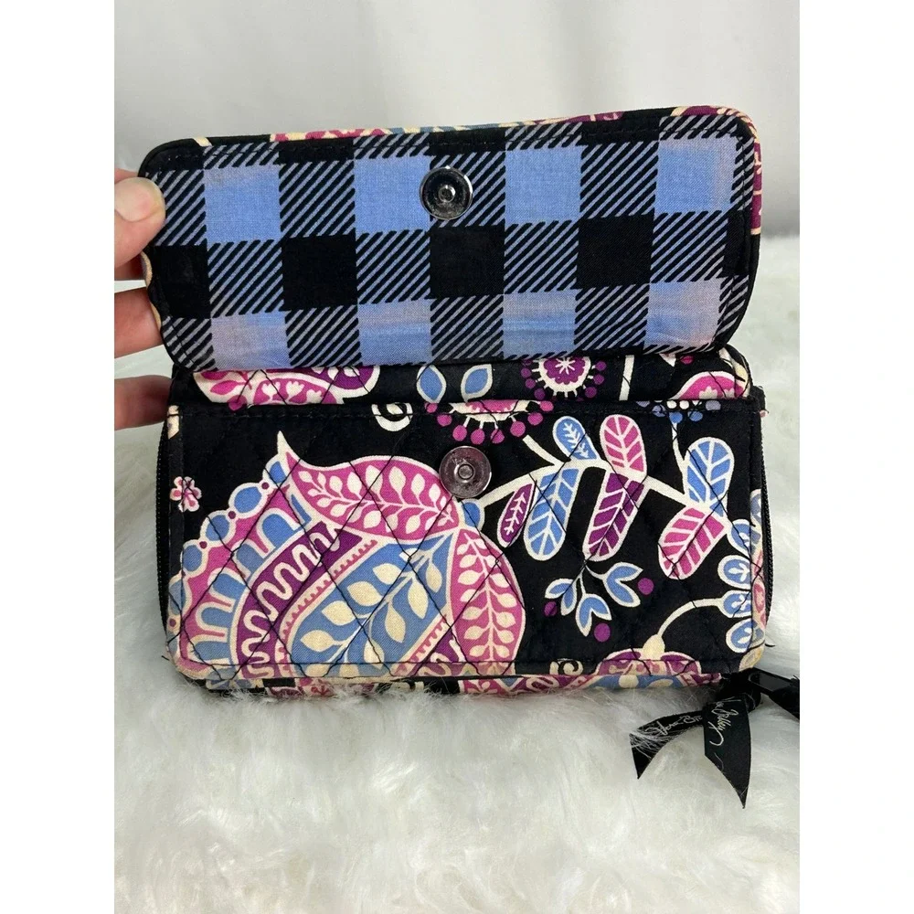 Vera Bradley Quilted Wallet Floral Black Purple Snap Flap‎ Zip Around